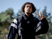 Manchester United Keliru, Joshua Zirkzee Penyerang Red Flag