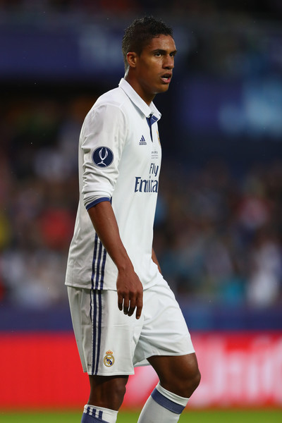 Varane Ungkap Alasan Bertahan Di Madrid
