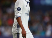 Varane Ungkap Alasan Bertahan Di Madrid