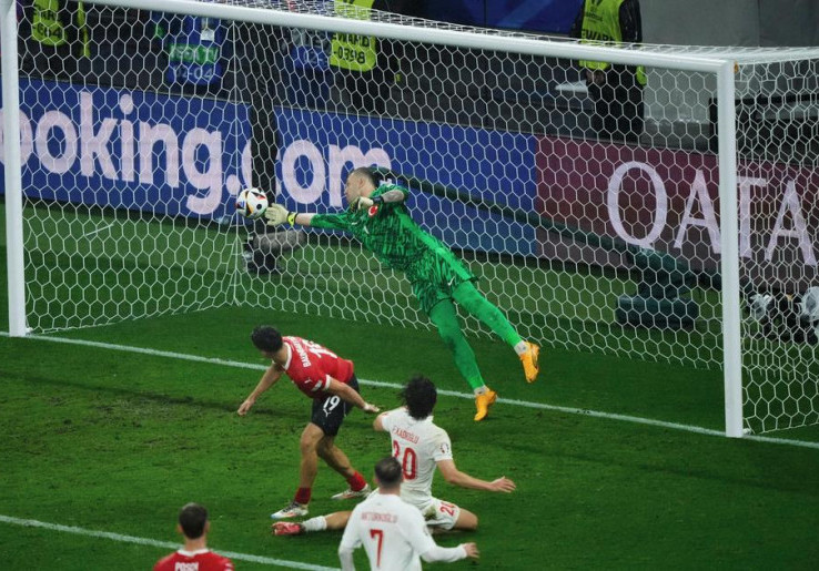 Turki 2-1 Austria: Rekor Merih Demiral, Mert Gunok Dipuji bak Gordon Banks