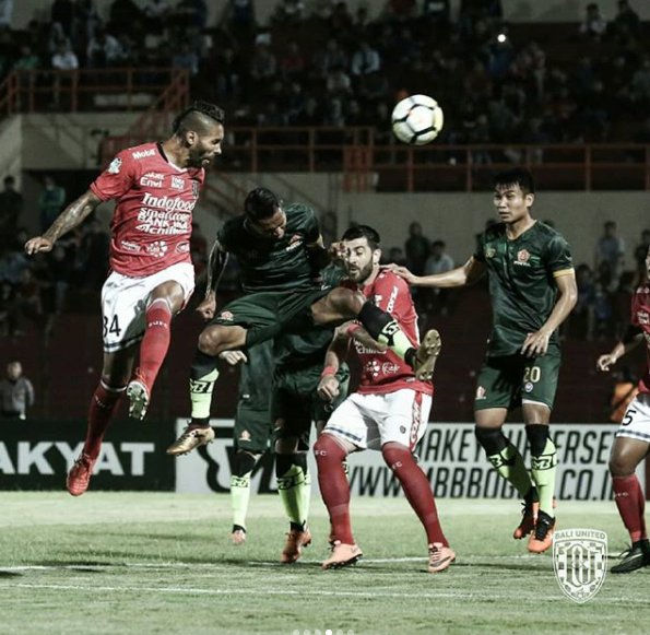 PS TIRA 2-1 Bali United: Gustavo Lopez Jadi Pahlawan