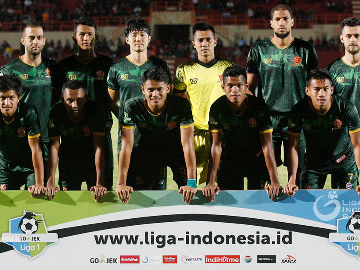 Persebaya 0-2 PS TIRA, The Young Army Terlepas dari Zona Degradasi