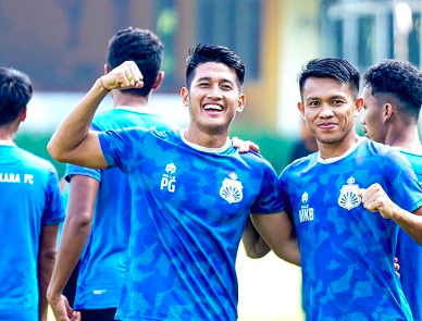 Persib Bantah Dekati Putu Gede Juni Antara