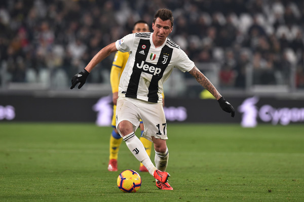 Geliang-geliut AC Milan di Bursa Transfer