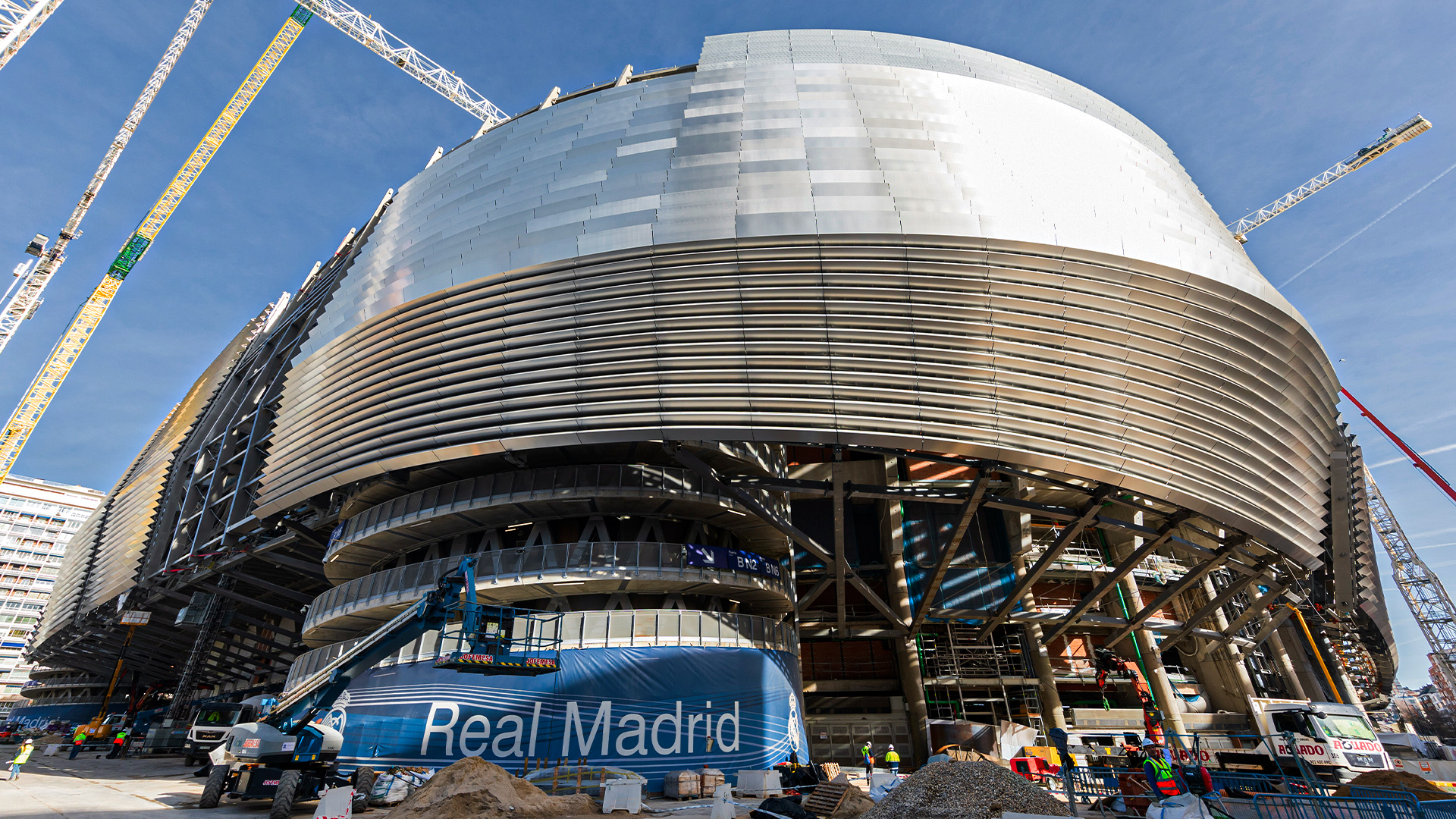 Keluarkan Pernyataan Resmi, Real Madrid Bantah Batasi Pergerakan Suporter Atletico