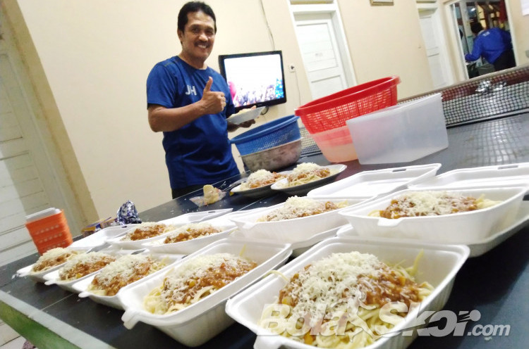 Kisah Jaya Hartono: Pelatih Sekaligus Koki, Spaghetti, hingga Ultah