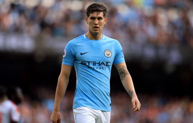 John Stones Cedera, Manchester City Krisis Bek Tengah