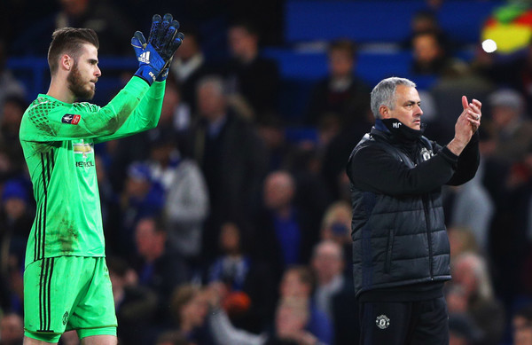 Didekati Madrid, Mourinho Desak MU Tawarkan Kontrak Baru De Gea