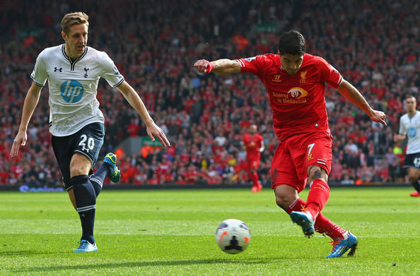 Ketika Arsenal Tawar Luis Suarez 40.000.001 Pounds