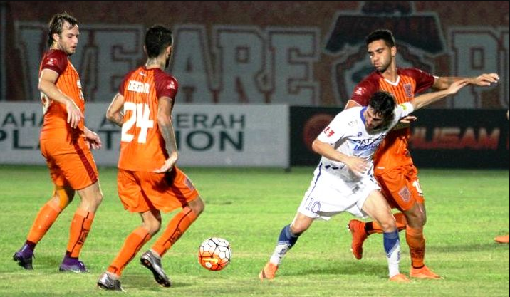 Pusamania Borneo FC Menang Tipis Atas Persib Bandung
