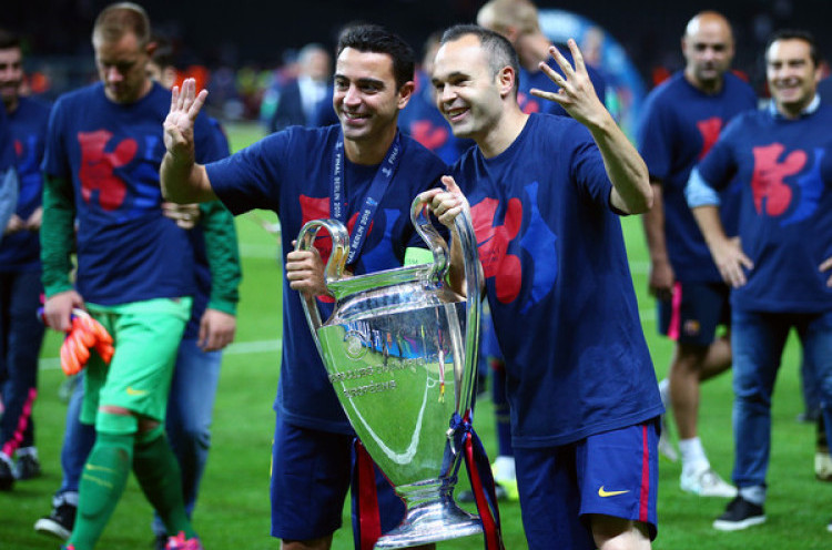 Respons Iniesta jika Diduetkan dengan Xavi Latih Barcelona