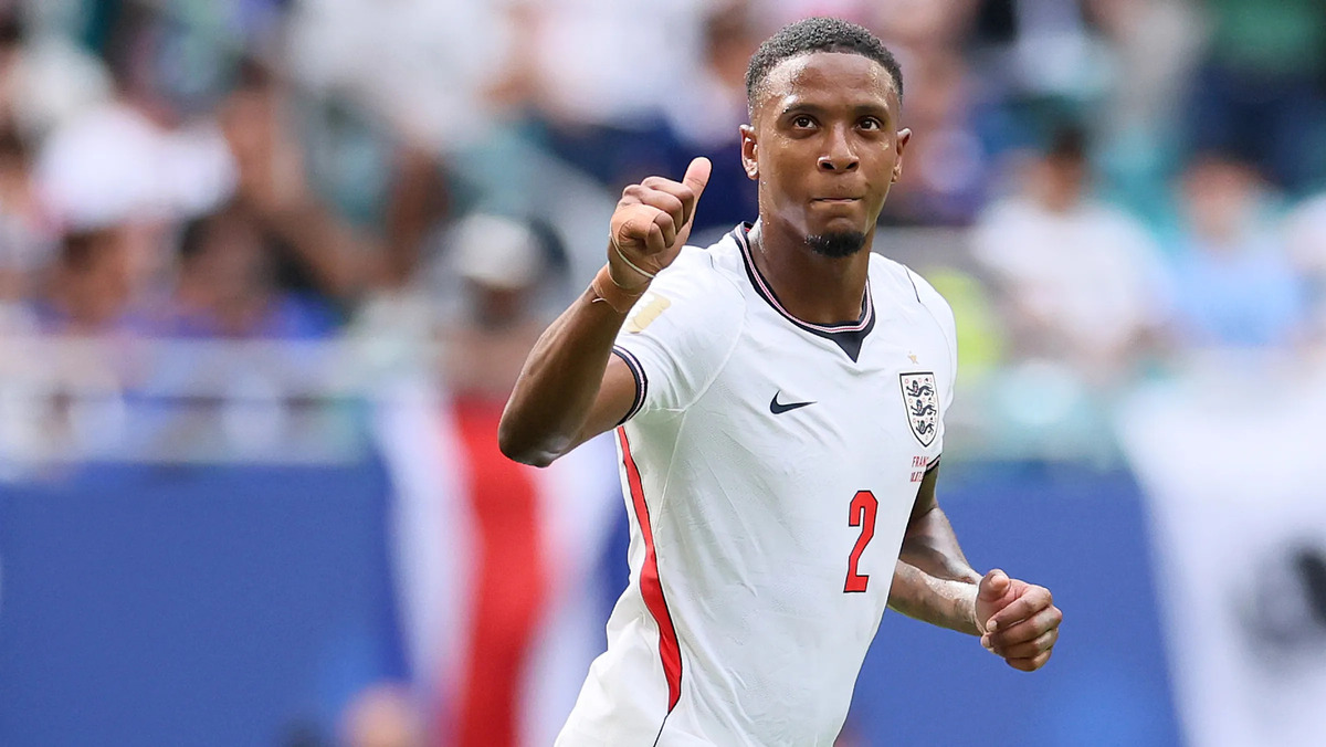 Arsenal Siap Lepas Ben White Jika Berhasil Boyong Ezri Konsa dari Aston Villa