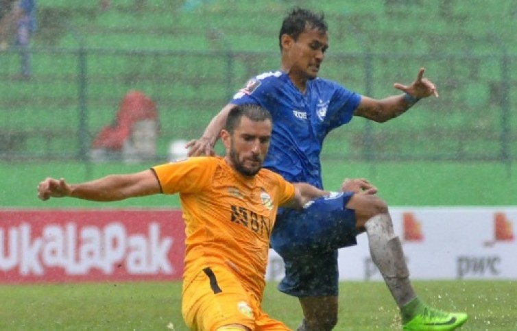 Klasemen Sementara Grup E: Arema FC Terganjal, Bhayangkara FC Terdepan