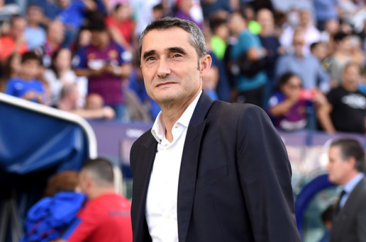 Menanti Keberanian Barcelona Mendepak Ernesto Valverde