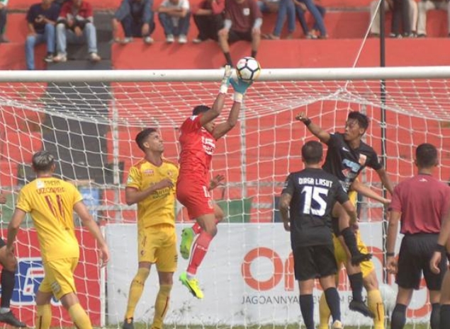 Dua Kali Berkandang di Padang, Sriwijaya FC Rugi Rp 600 juta