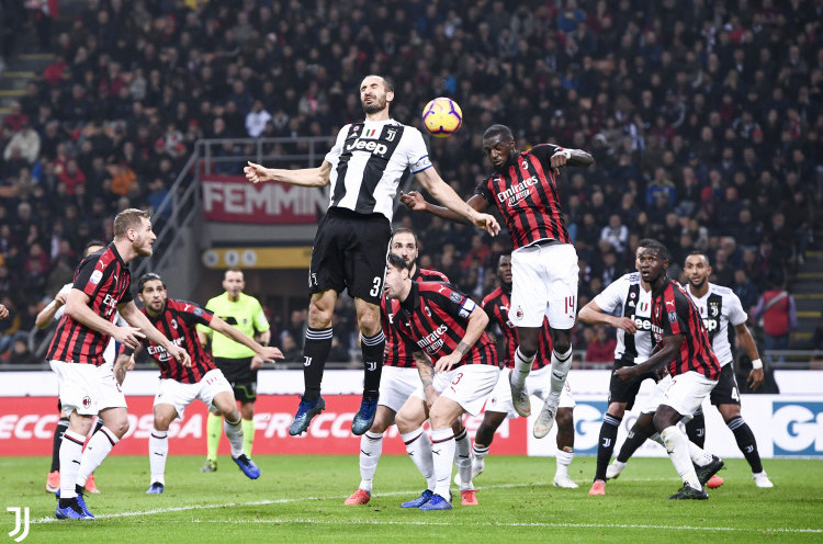 Pioli dan Allegri Sepakat Duel Milan Vs Juventus Tak Tentukan Scudetto
