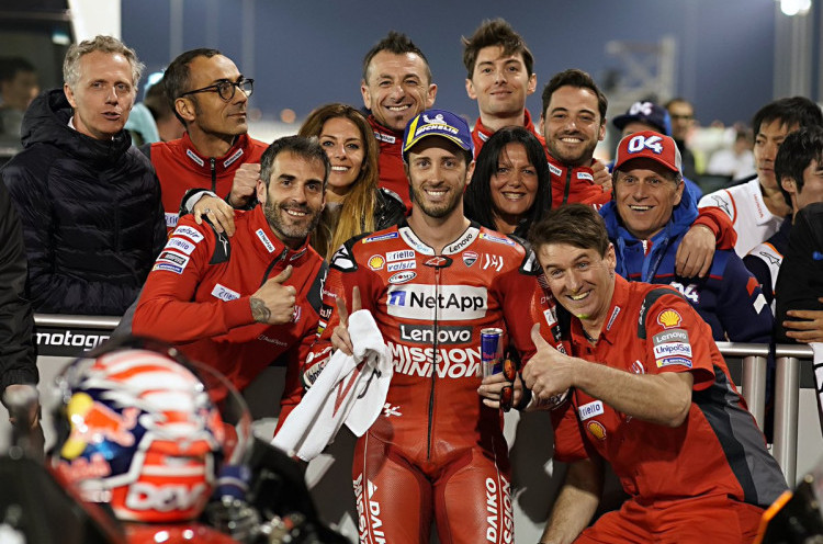 MotoGP Qatar: Andrea Dovizioso Menangi Duel Klasik lawan Marc Marquez 