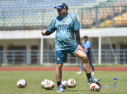 Alasan Persib Hanya Bawa 20 Pemain Lawan Persebaya, Kesulitan Keuangan