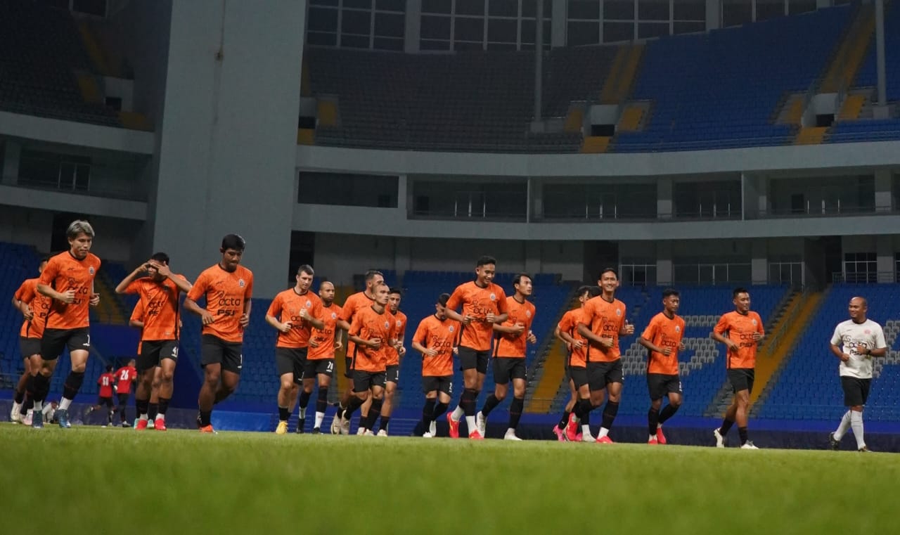 Akui Borneo FC Lebih Diunggulkan, Thomas Doll Ingin Pemain Persija Berikan 100 Persen Kemampuan
