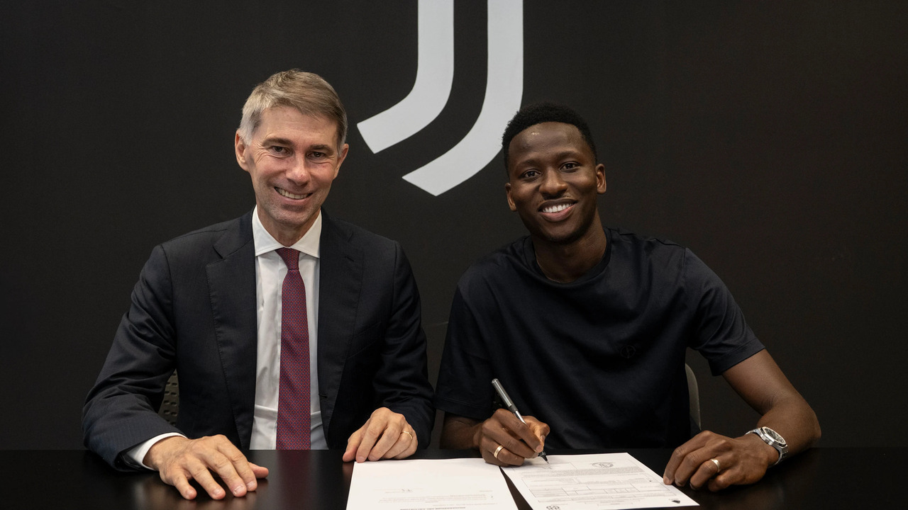 Pape Matar Sarr. (Foto: Laman Resmi Juventus)