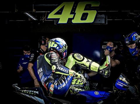 Joan Mir Tak Segan Permalukan Valentino Rossi Lagi di Misano