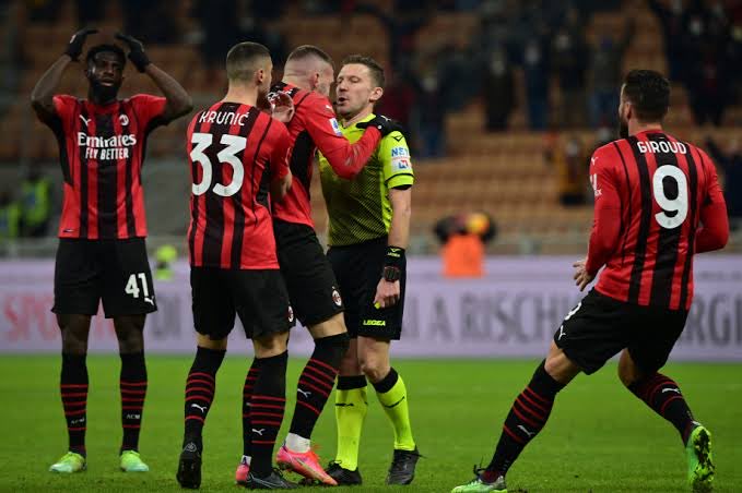 Asosiasi Wasit Italia Minta Maaf kepada Milan