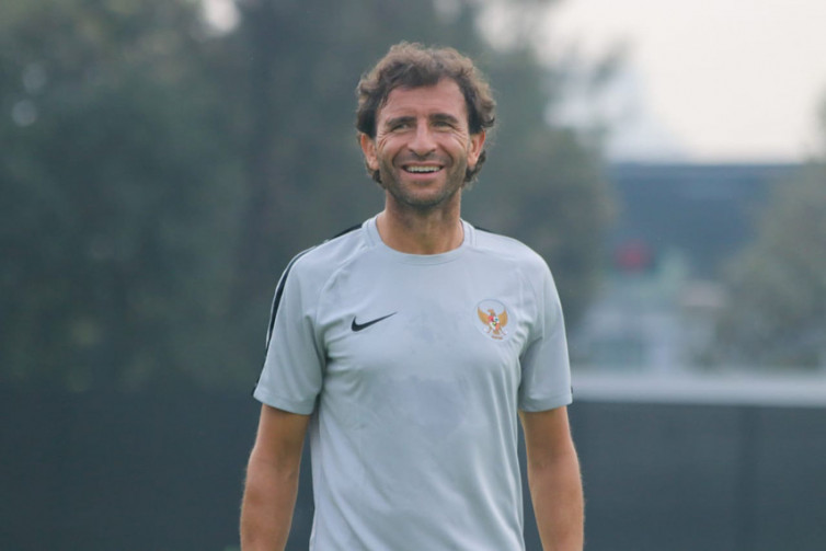 Luis Milla Buat Nama Timnas Indonesia Harum di Hadapan Media Spanyol