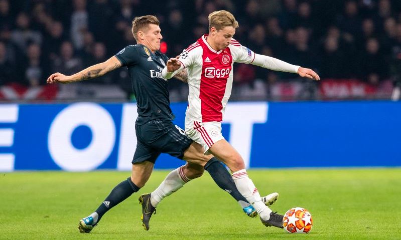 VAR Bantu Real Madrid Raih Kemenangan atas Ajax Amsterdam