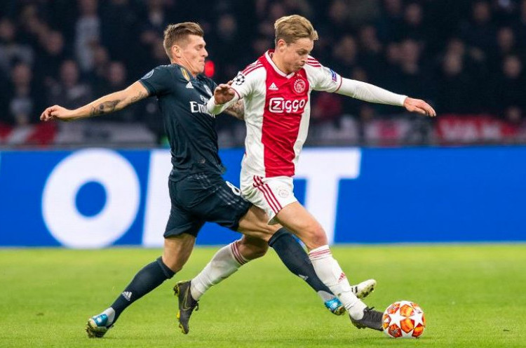 VAR Bantu Real Madrid Raih Kemenangan atas Ajax Amsterdam