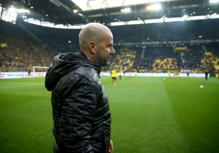 Gagal Menang dalam 8 Laga, Dortmund Depak Bosz