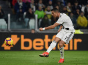 Kiper Fiorentina Bermimpi Tepis Penalti Cristiano Ronaldo