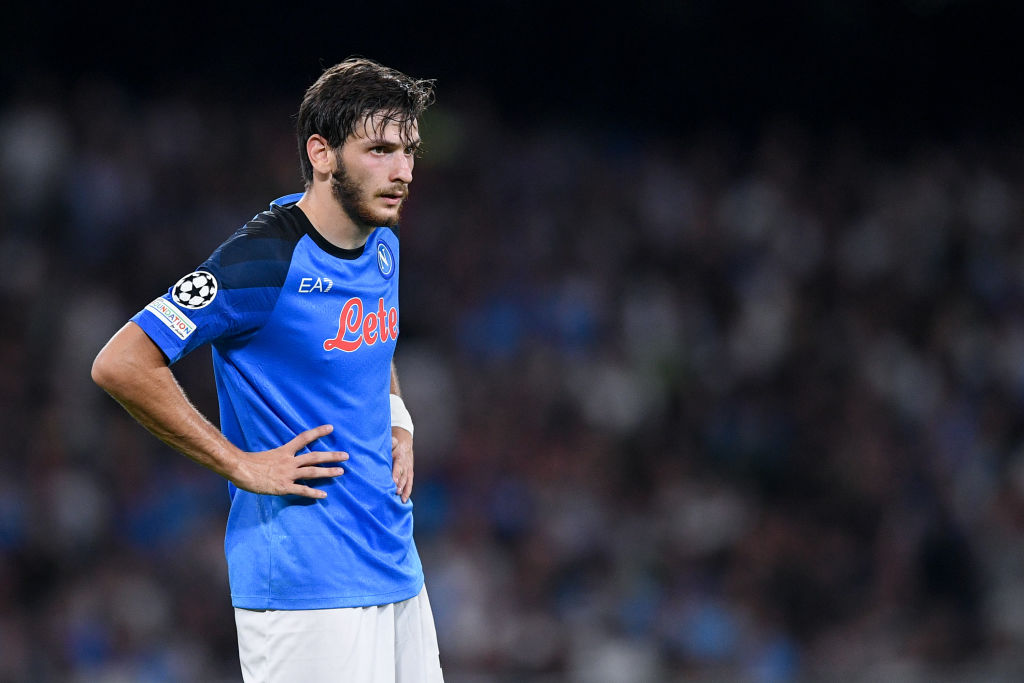 Khvicha Kvaratskhelia Bersinar, Direktur Napoli Akui Tikung Juventus
