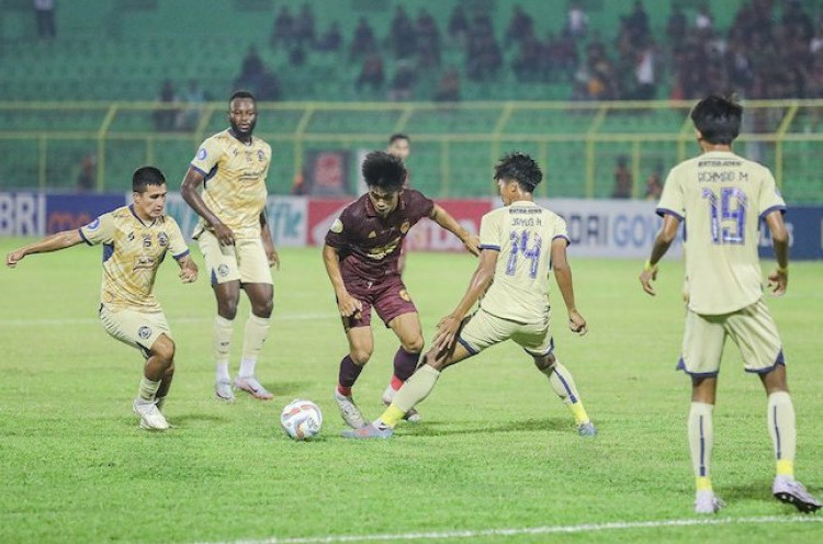 Hasil Liga 1: PSM Menang Telak 3-0 atas Arema FC