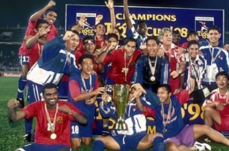 Nostalgia Piala Tiger 1998 - Timnas Indonesia Tercoreng Aksi Sepak Bola Gajah