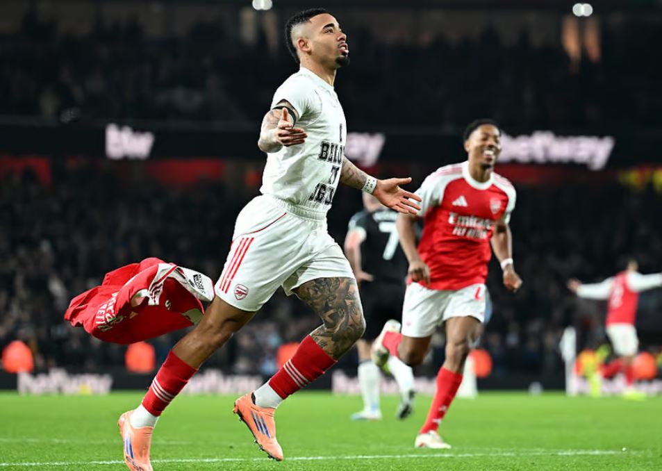 Klasemen Terbaru Premier League Usai Pesta Gol Arsenal: The Gunners Kian Dekat Jadi Juara, Perebutan Zona Liga Champions Memanas