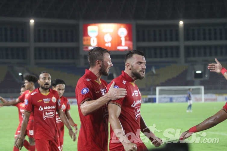 Hasil Liga 1: Persija Kalahkan Persib Lewat Gol Simic