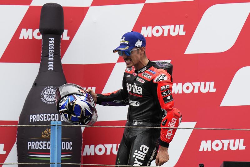 Aprilia Percaya Penuh ke Maverick Vinales