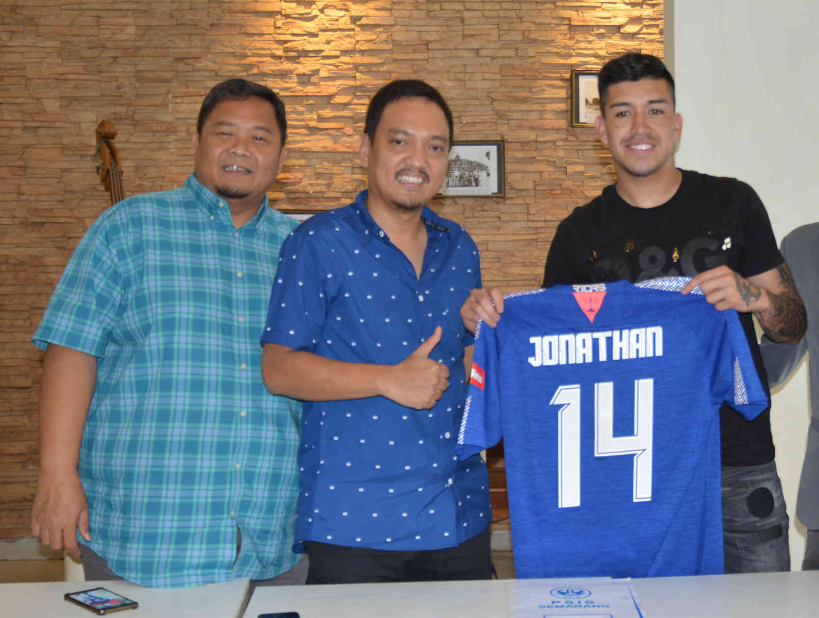 PSIS Semarang Resmi Kontrak Gelandang Timnas Palestina Jonathan Cantillana