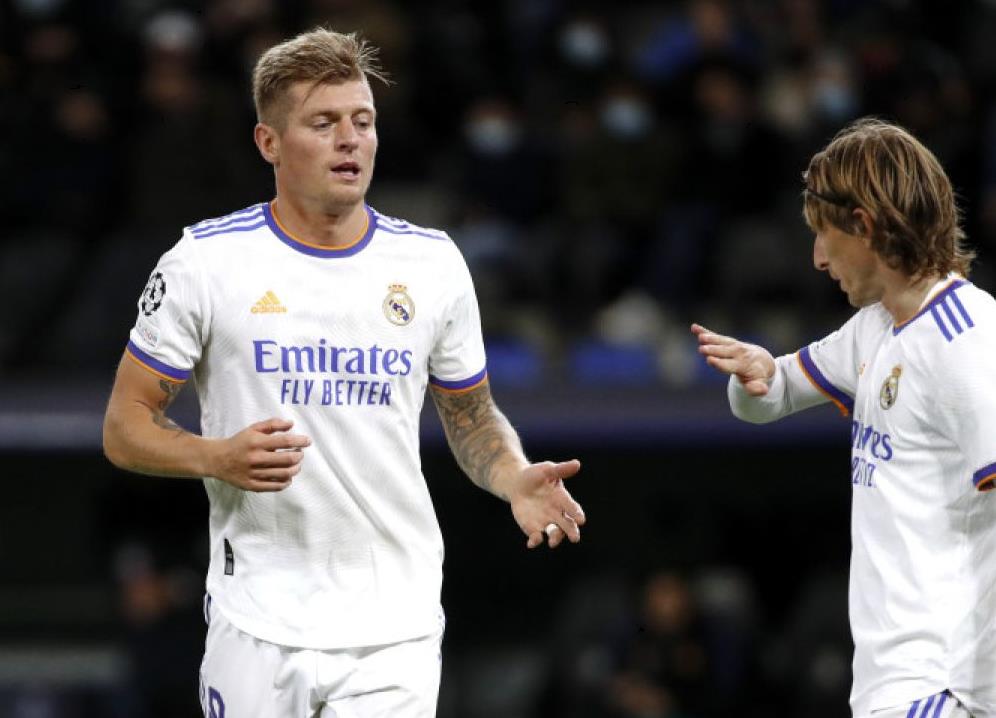 Chelsea Disarankan Rekrut Toni Kroos atau Luka Modric