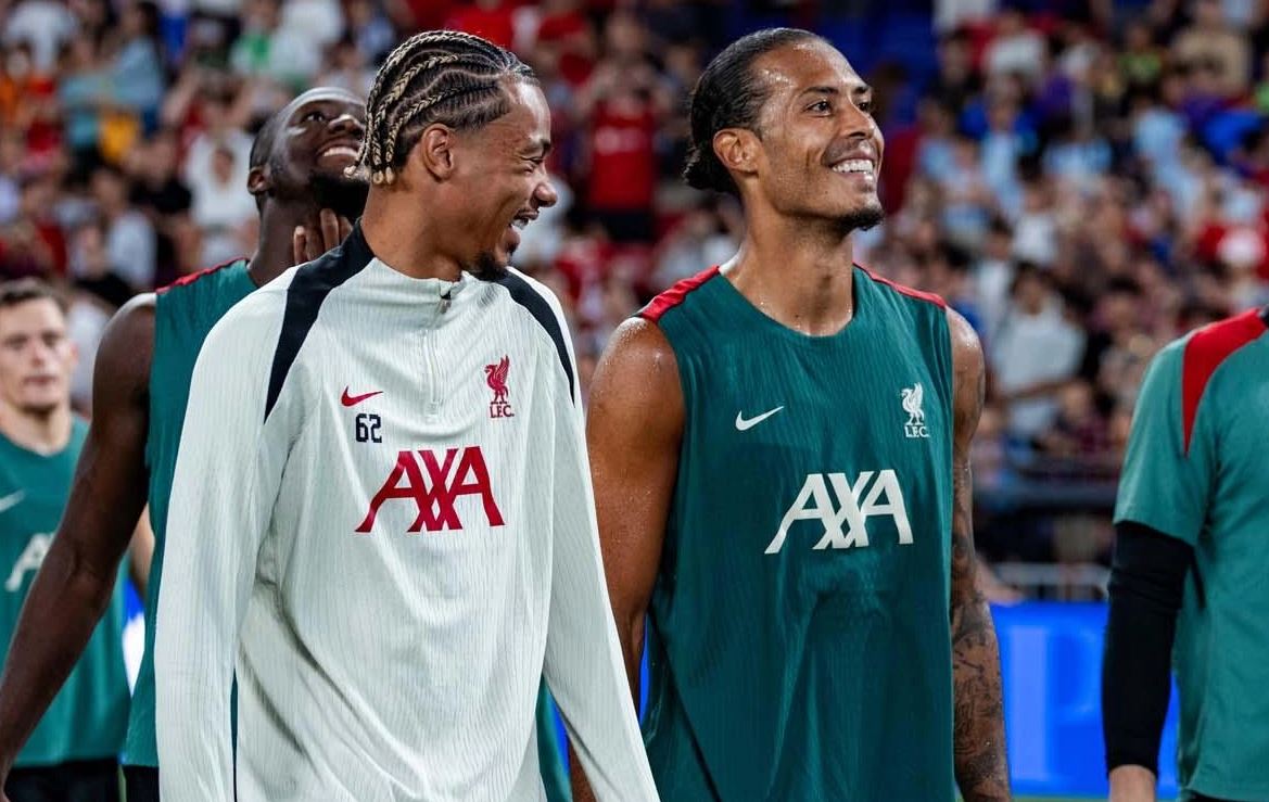Gabung Liverpool, Hugo Ekitike Langsung Bertemu dengan Skuad Barunya di Hong Kong