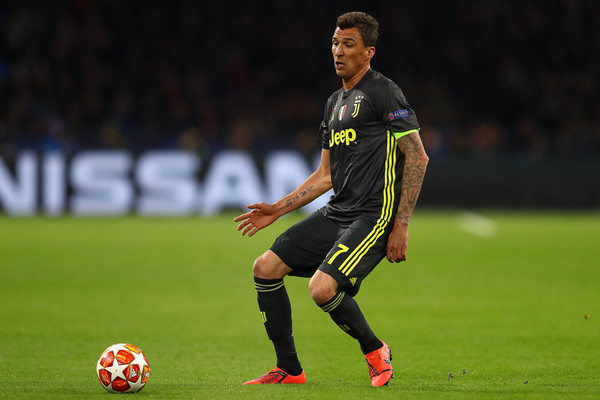 Berselisih dengan Allegri, Mandzukic Diparkir Hingga Akhir Musim