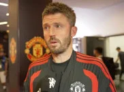 Tak Banyak Alasan, Michael Carrick Bicara Kekalahan Telak Manchester United di Polandia