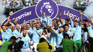 Galeri Foto: Manchester City Angkat Trofi Juara Premier League Musim Ini
