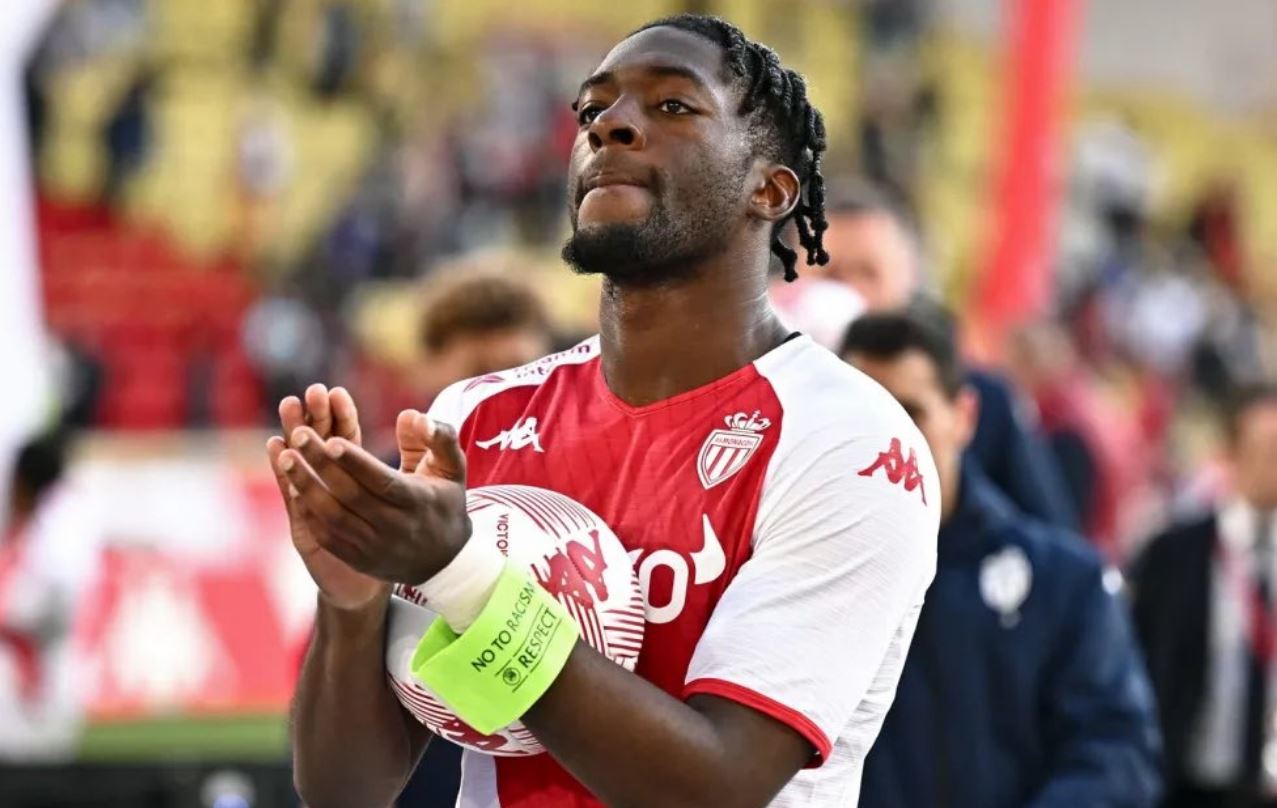 Sempat Dikaitkan dengan Man United, Axel Disasi Justru Berlabuh ke Chelsea