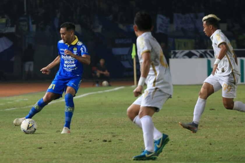 Pelatih Persib Hanya Puji Dua Pemain Asingnya Usai Menang atas PSS Sleman