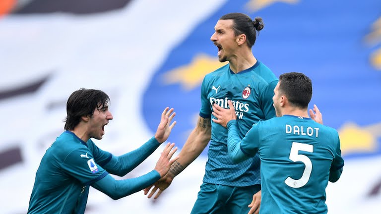 Udinese 1-2 AC Milan: Gol Sepakan Gunting Ibrahimovic Menangkan Rossoneri