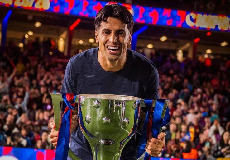 Barcelona Juara LaLiga, Joao Cancelo Masuk Buku Sejarah