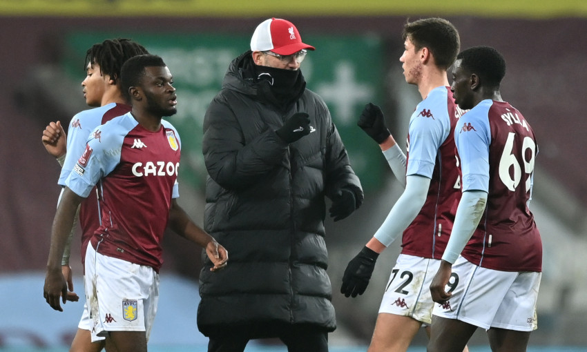 Aston Villa Turunkan Tim U-23, Jurgen Klopp Dapat Pengalaman Baru