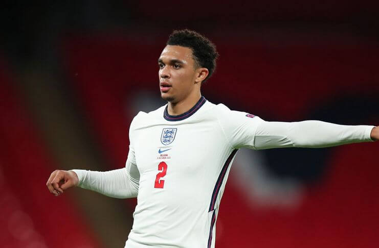 Southgate Tak Pernah Berniat Coret Alexander-Arnold
