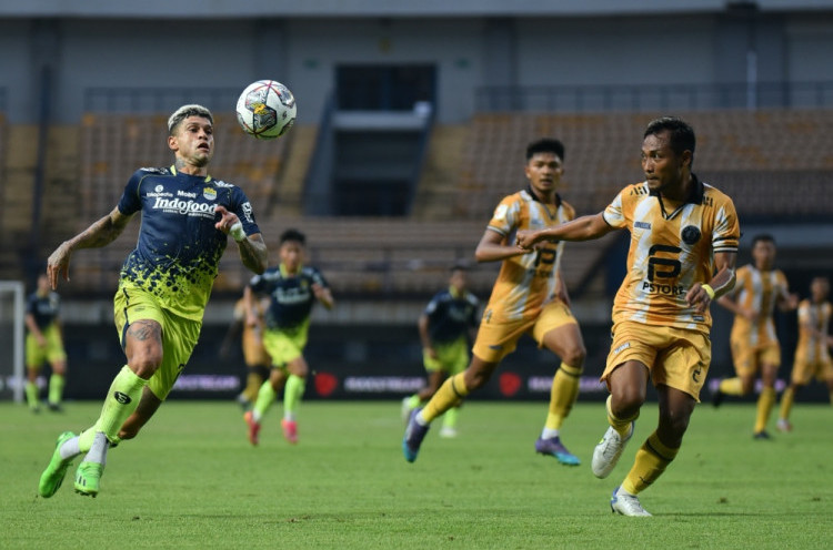 Kalahkan FC Bekasi City, Luis Milla Sebut Ujian Penting bagi Persib